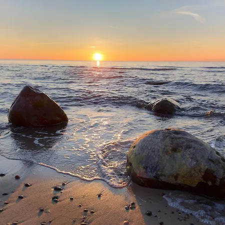 Apartament Róża Wiatrów Leśny Klif 2