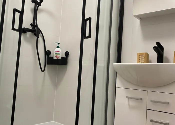 Roza Wiatrow Lesny Klif 2 *